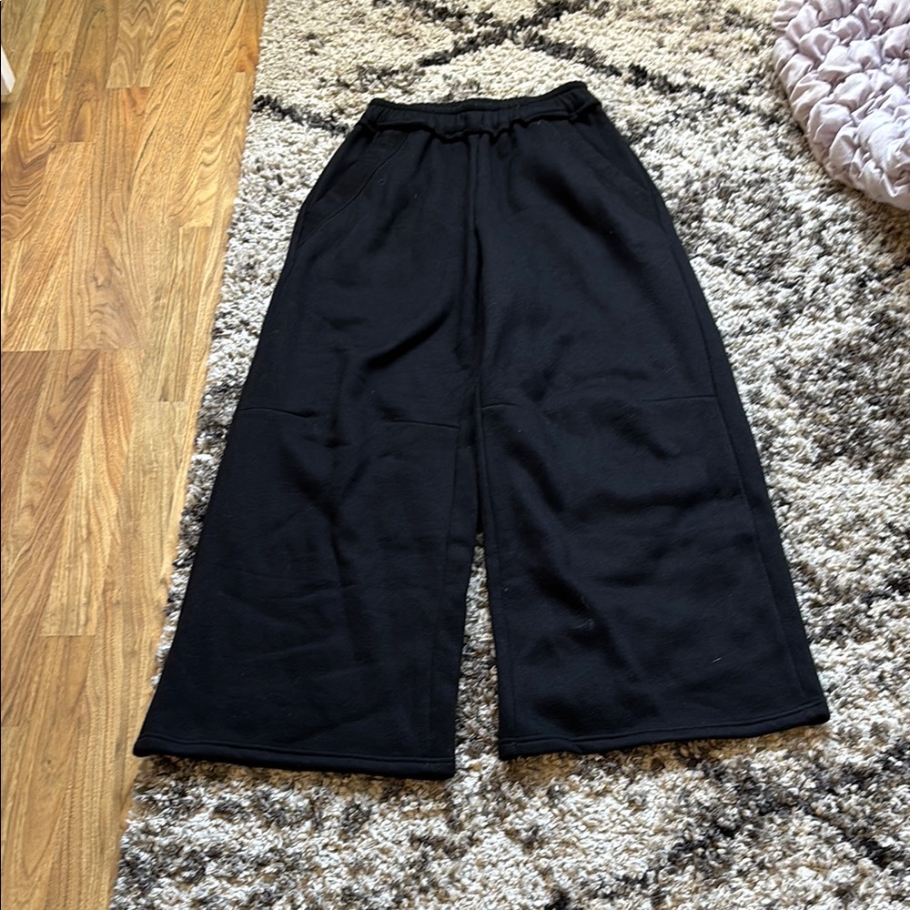 Black Wide-Leg Pants